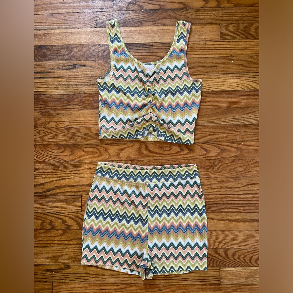 Colsie two piece outfit size medium